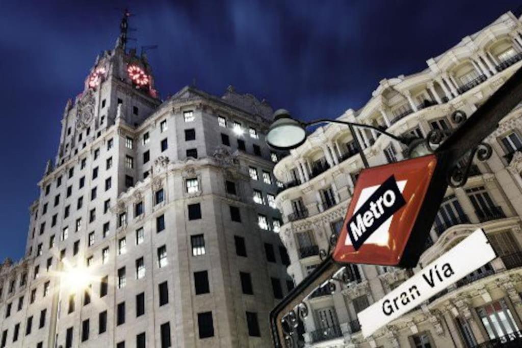 Punta Me Rooms In Madrid Downtown Exterior photo